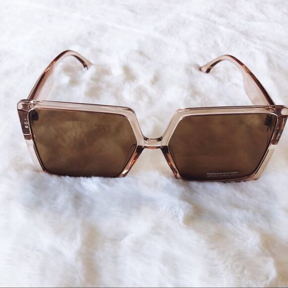 Molly Clear Pink Oversized Rectangle Sunglasses - Picture 3 of 9